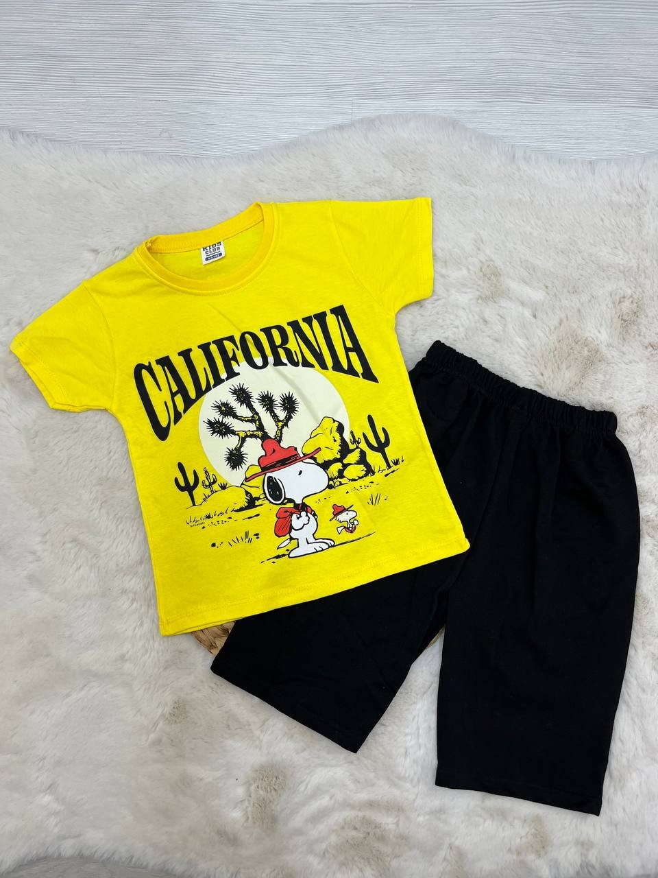 4-8 Yaş California Snopy Desenli Penye Takım - SARI