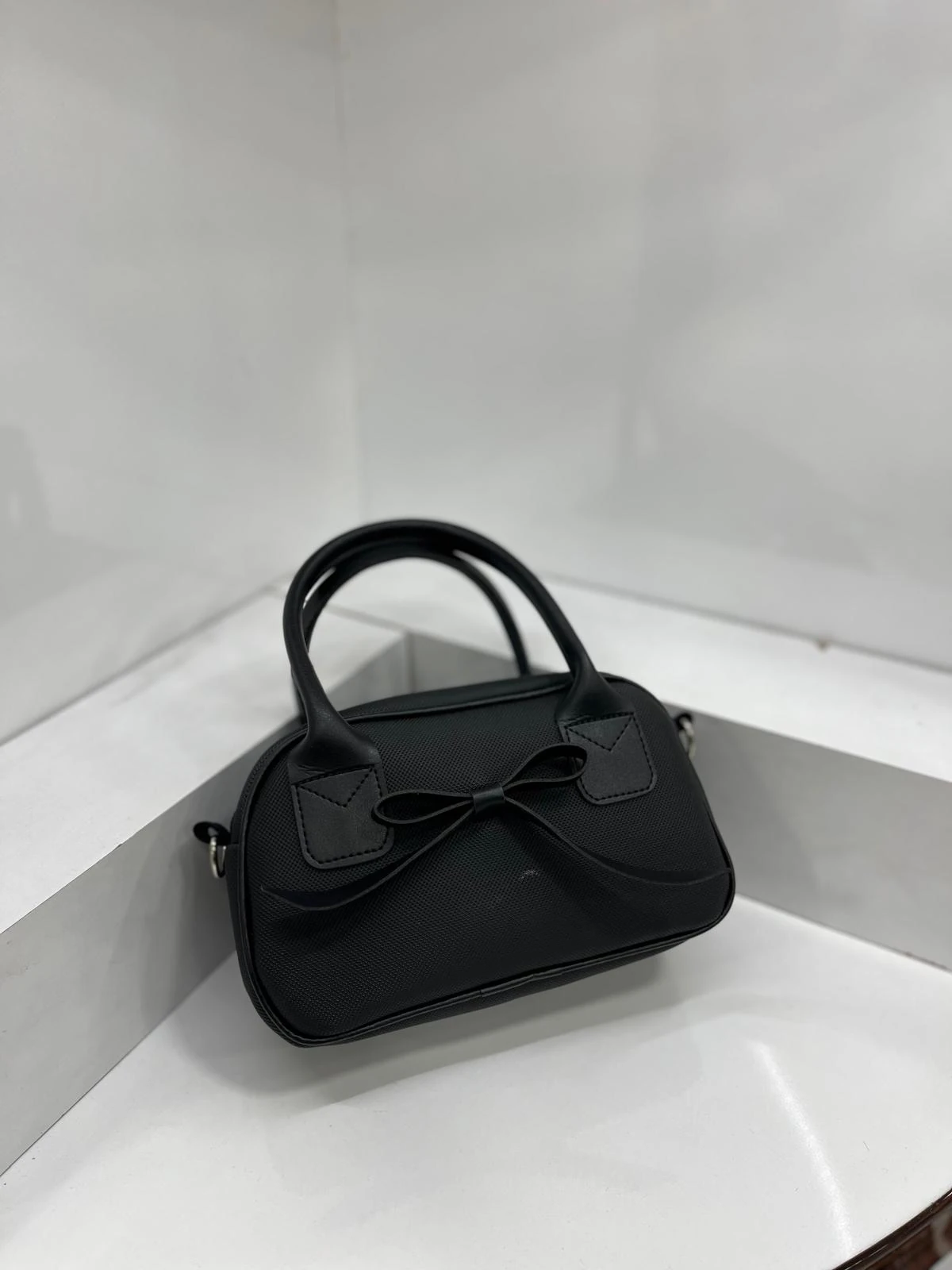 Kurdele Detaylı El ve Çapraz Çanta