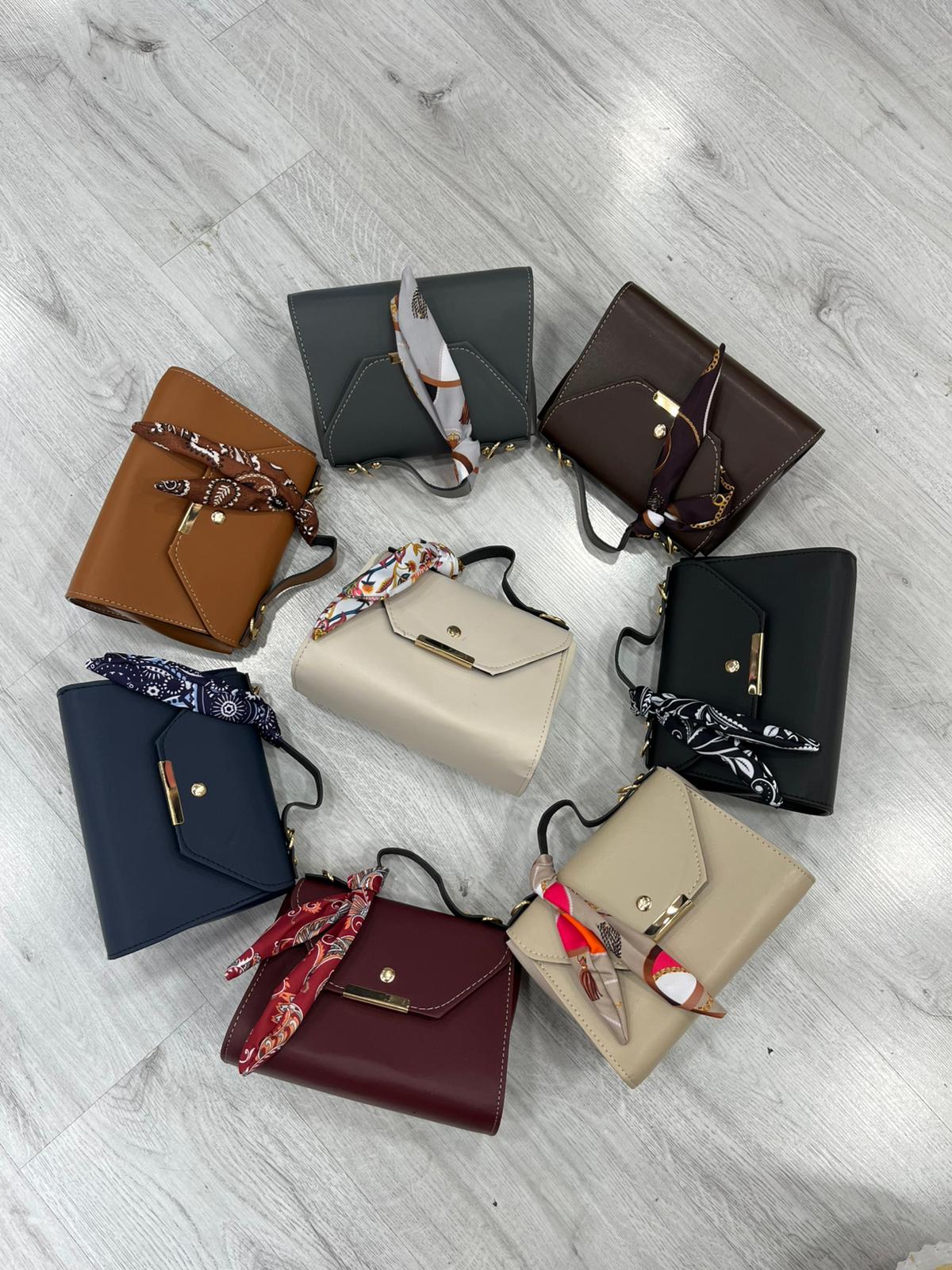 Fularlı Düz Suni Deri Çanta - Krem