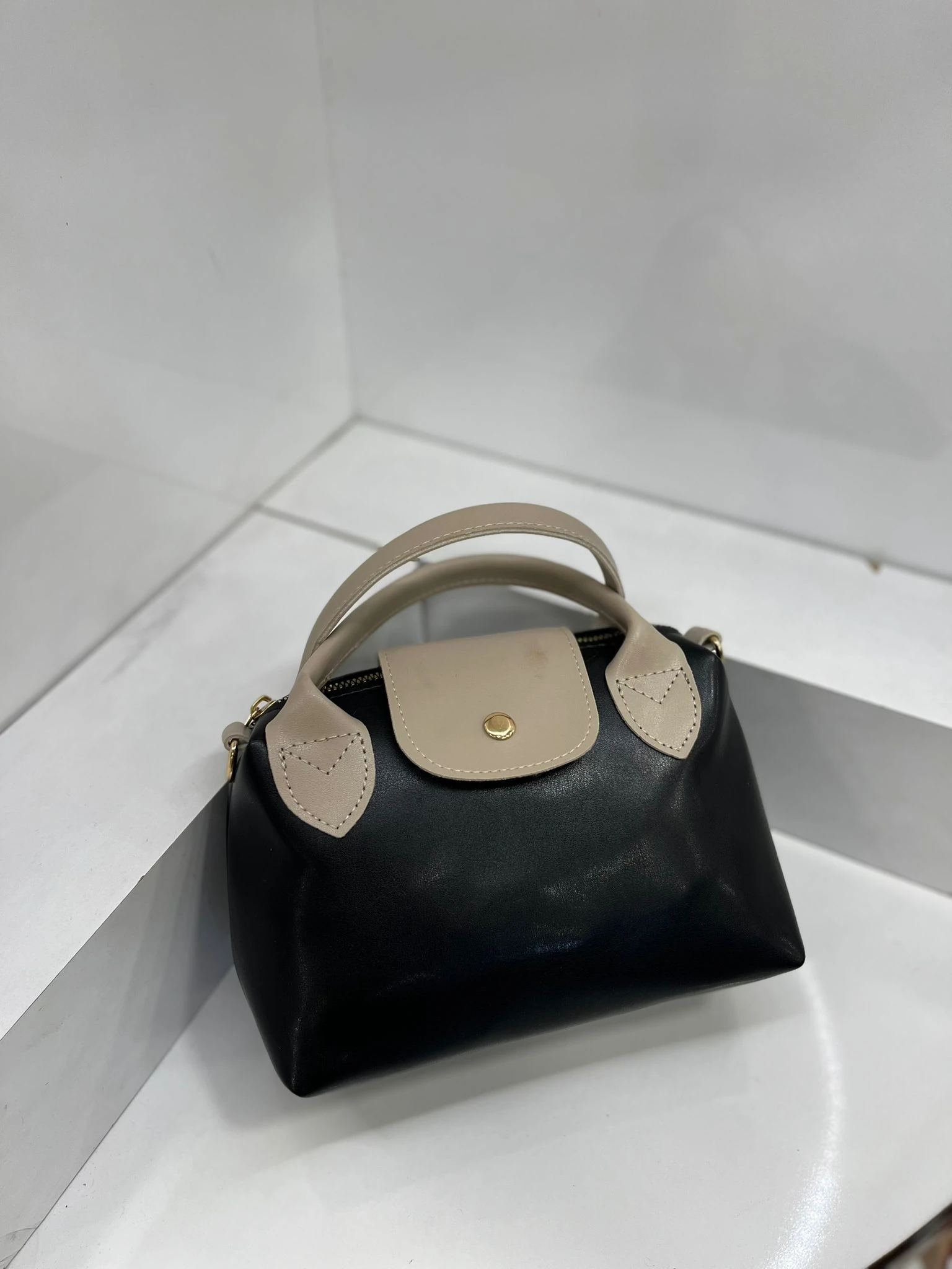 LNG Model Orta Boy Çanta