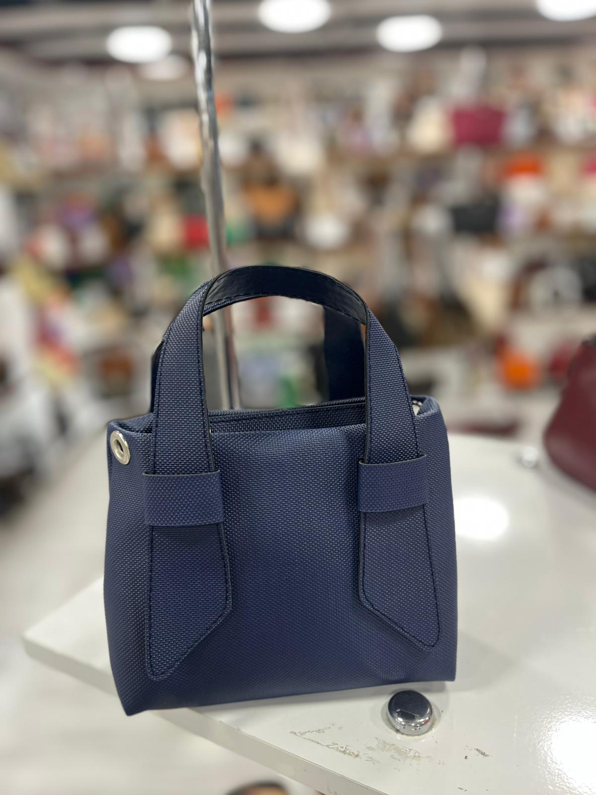 Askı Detaylı Küçük El ve Çapraz Çanta - Lacivert