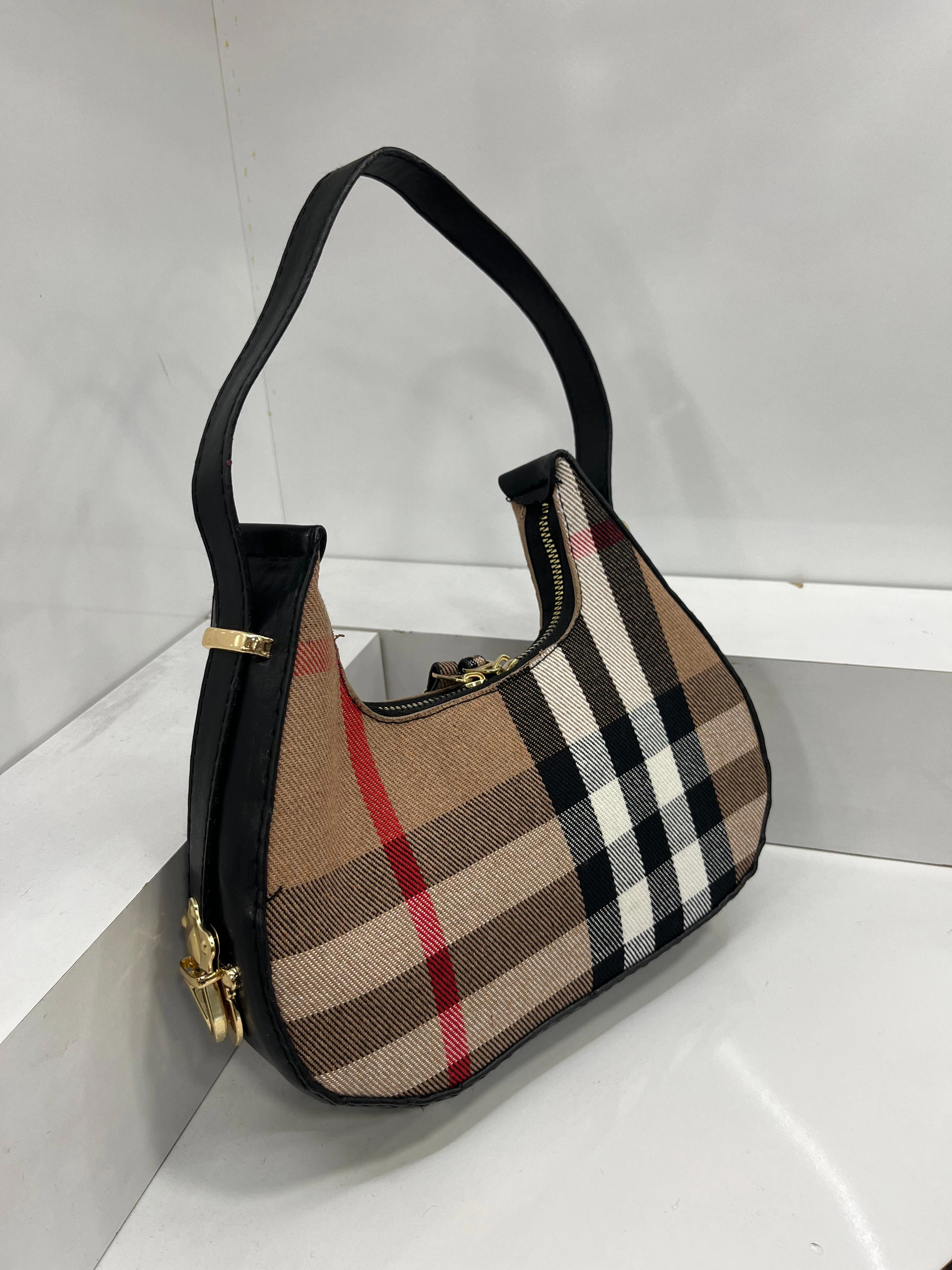  Ayarlanabilir Mekanizmalı Kayık Kol Çantası  - BB Desen