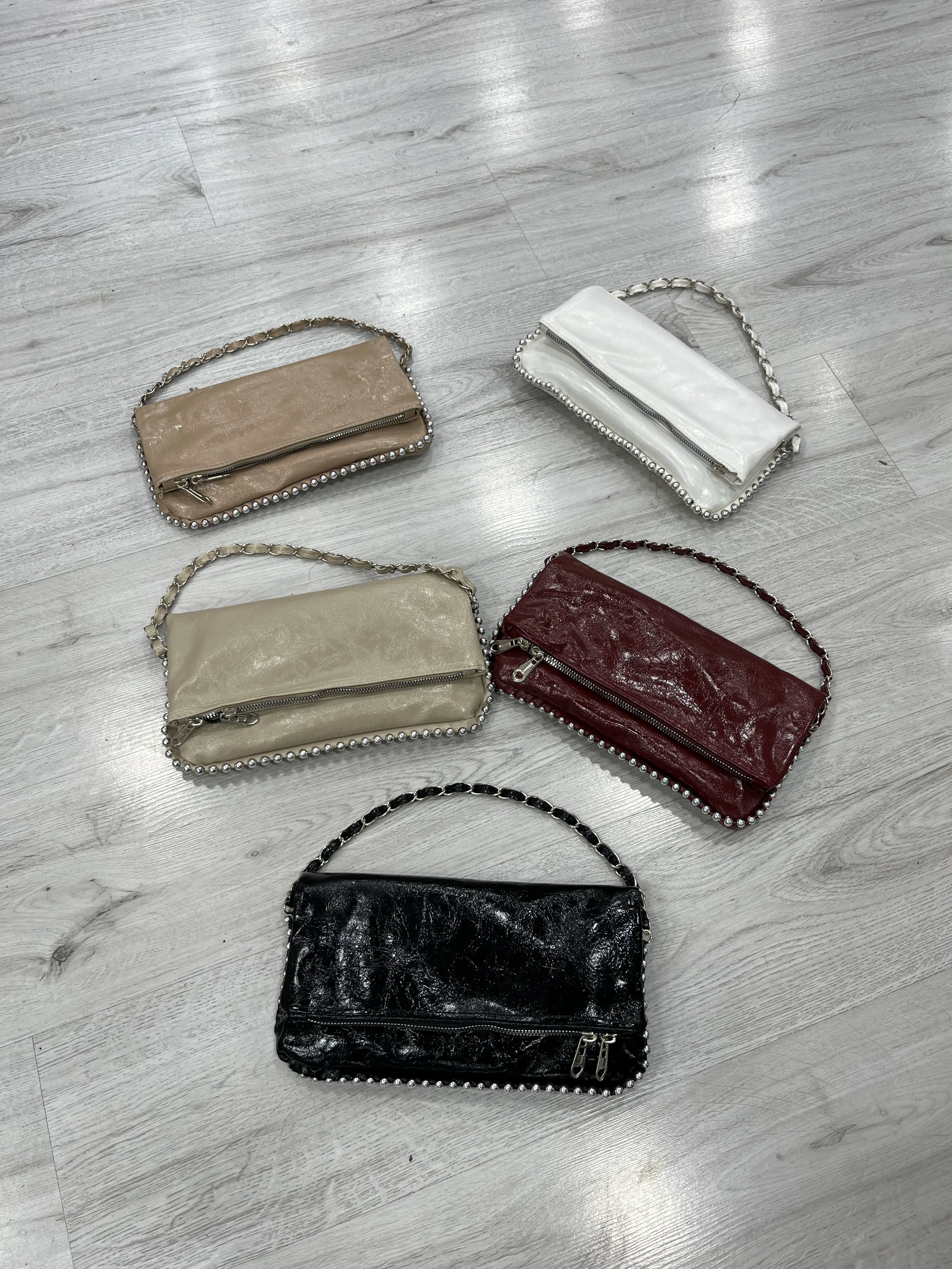 Stella Model El ve Çapraz Askılı Çanta 