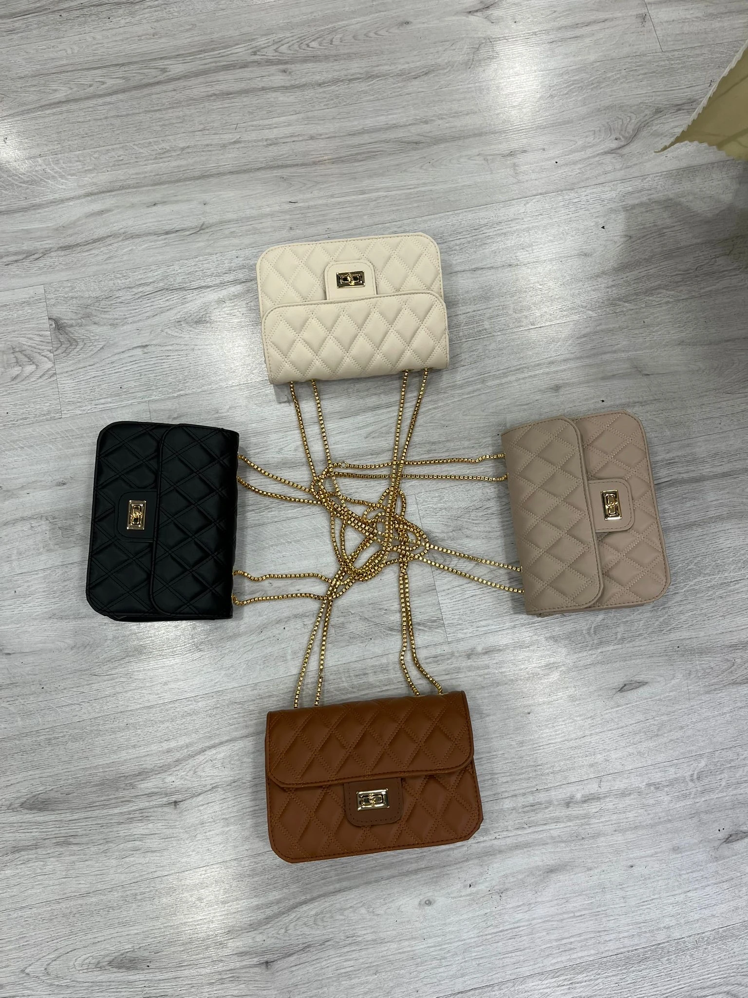 Kapitone Desen Çapraz Çanta