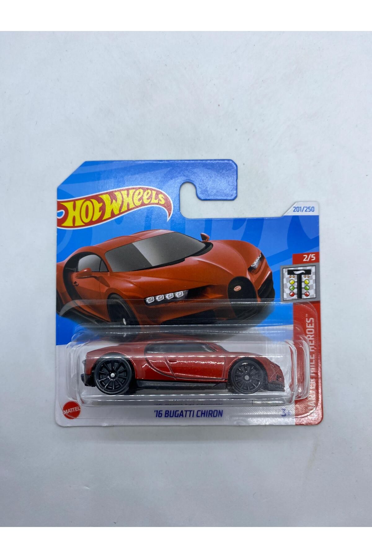Hot Wheels 16 Bugatti Chiron HTB88