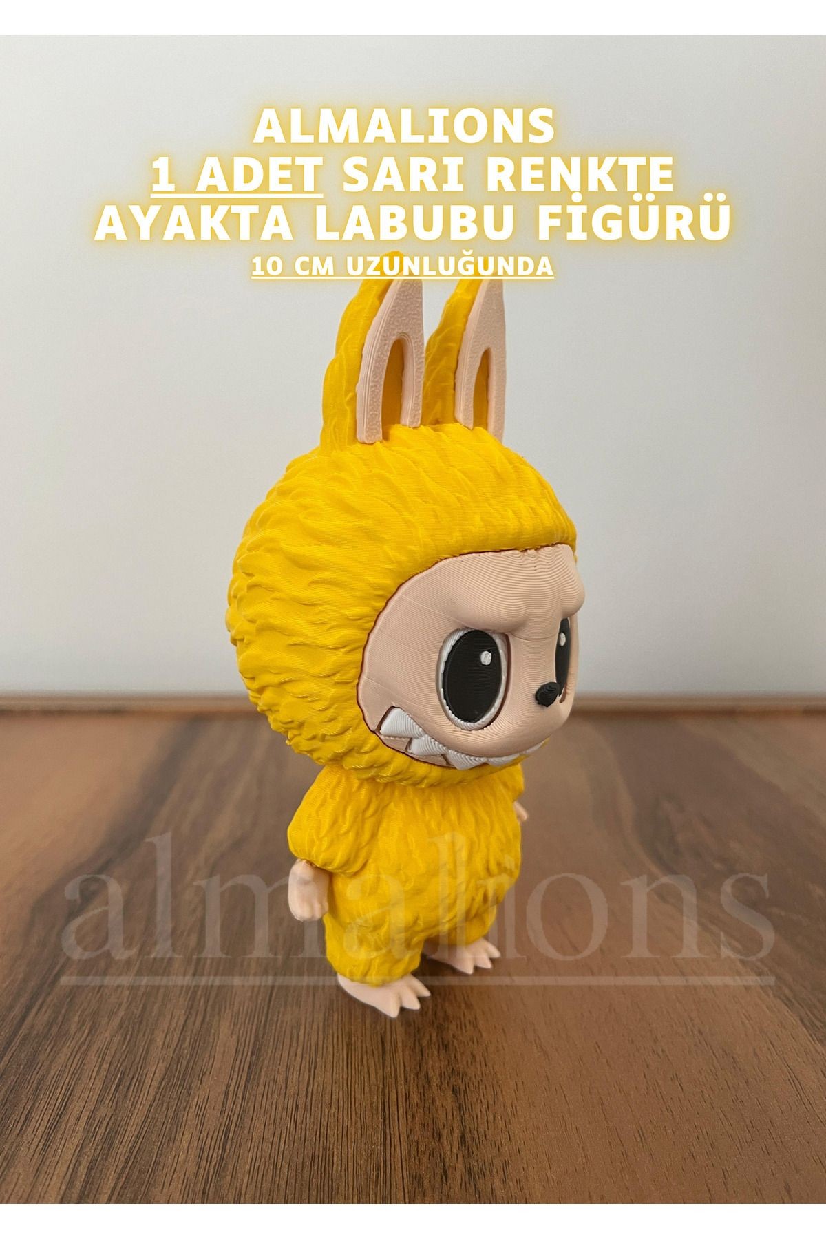 Sarı Renkte Ayakta Labubu Figürü - 10 Cm - Plastik Figür - 1 Adet