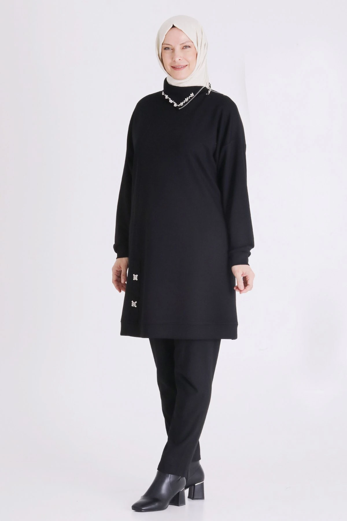 Veka Büyük Beden Tesettür Fermuarlı Taşlı Tunik 