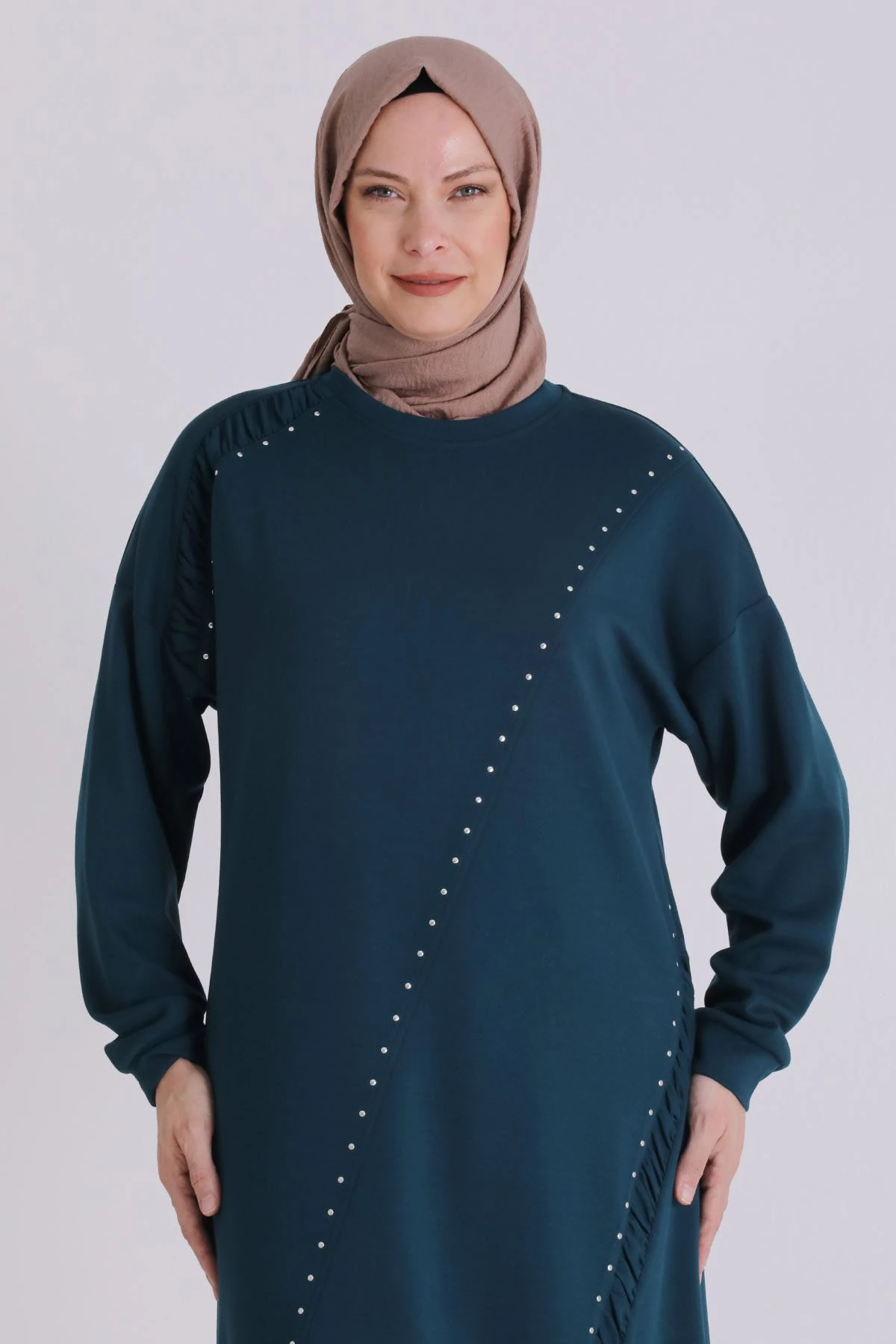 Veka Taşlı Büyük Beden Tesettür Tunik - ZÜMRÜT YEŞİLİ