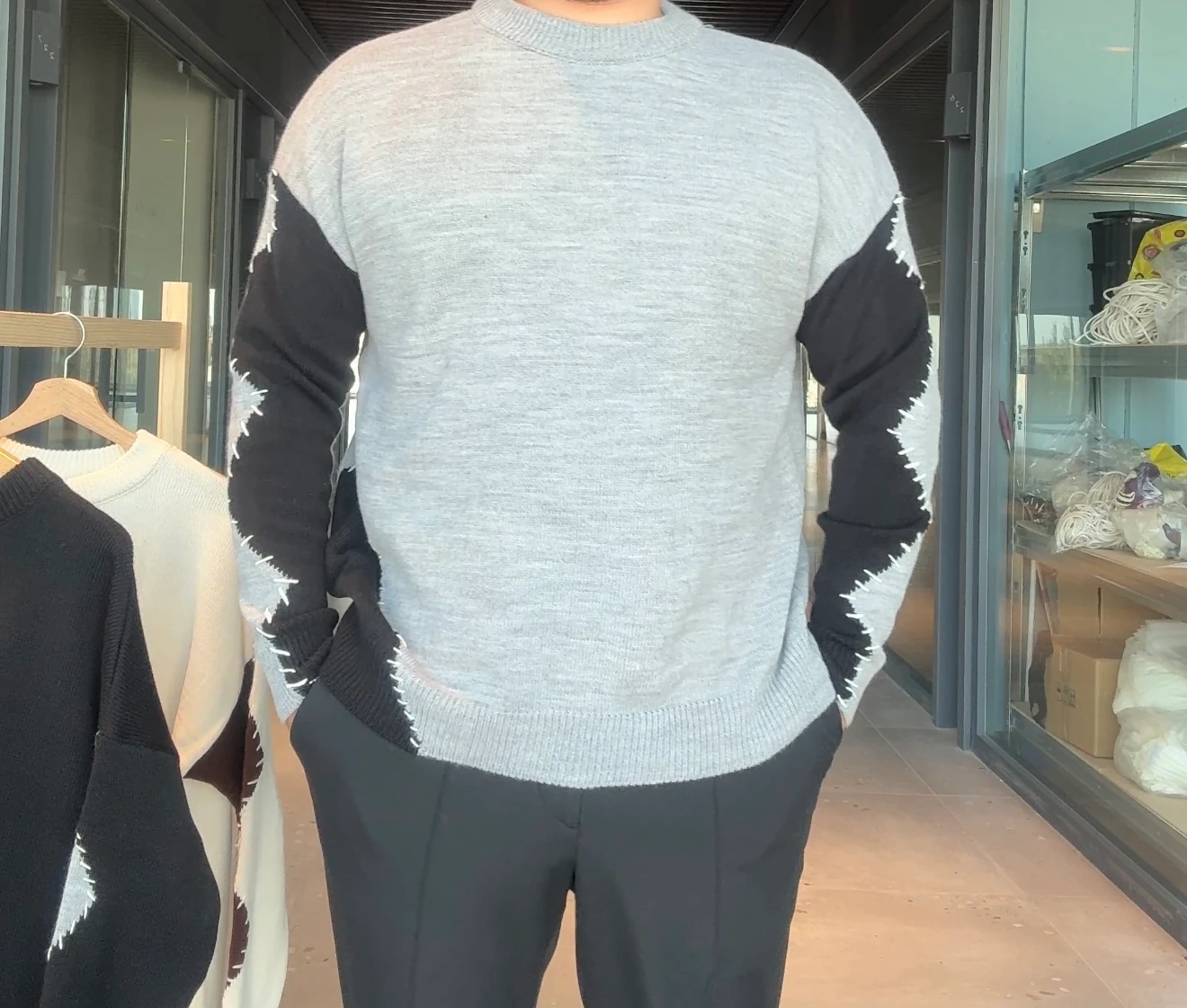 Nakış Detaylı Kazak - Gri