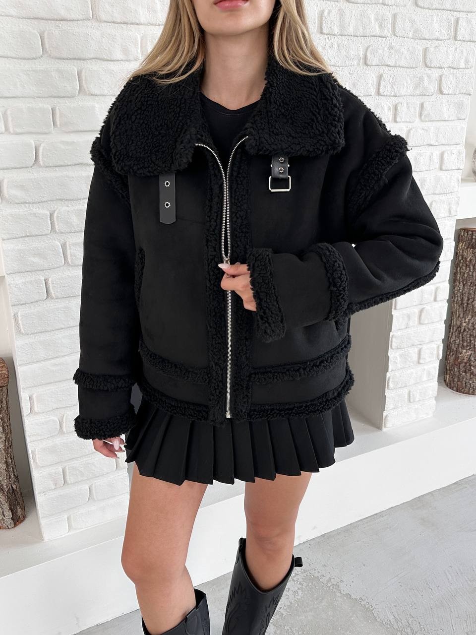 Peluş Detaylı Biker Mont Siyah