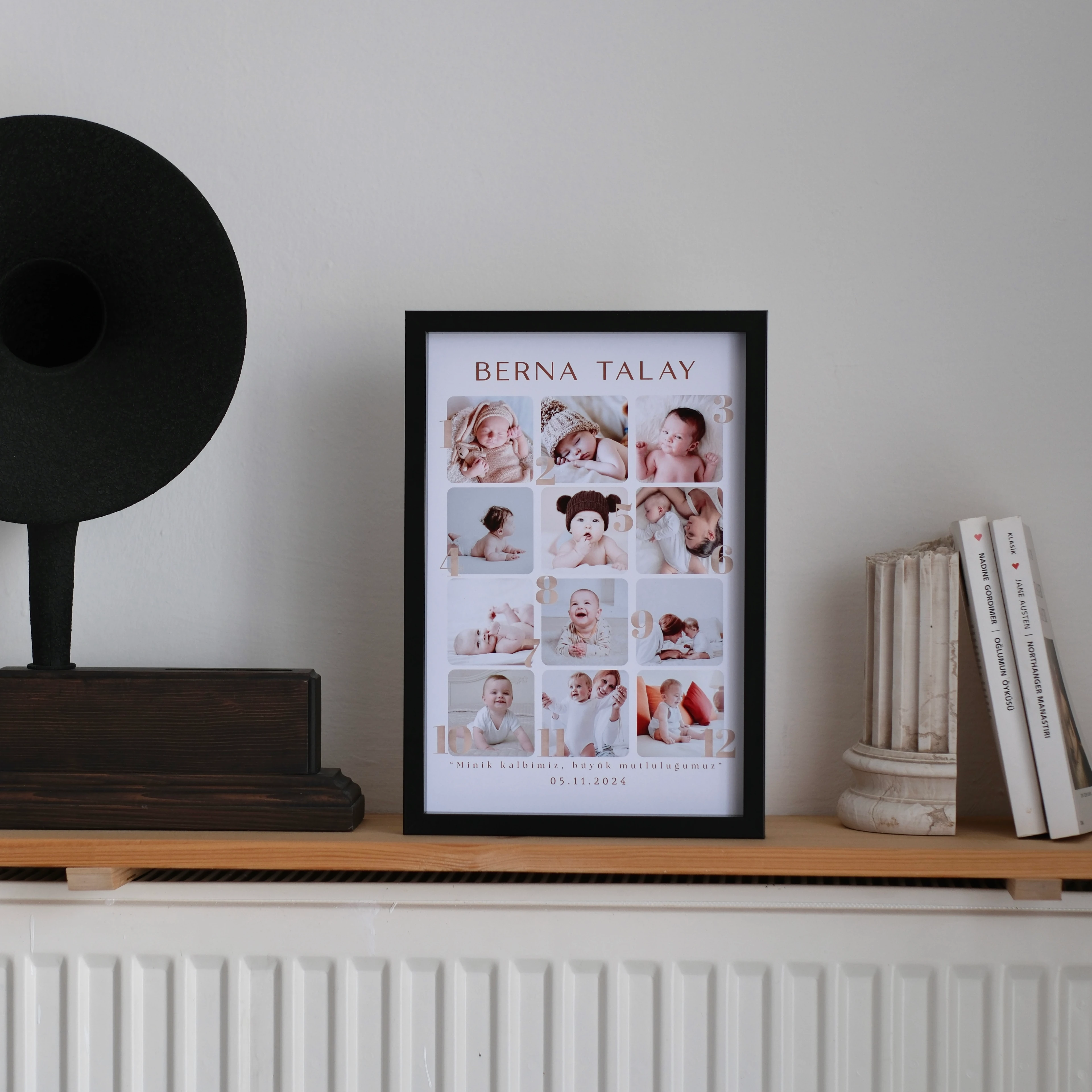 Bebeğin 1 Yılı 12 Fotoğraflı 20x30 Yapışan Çerçeve