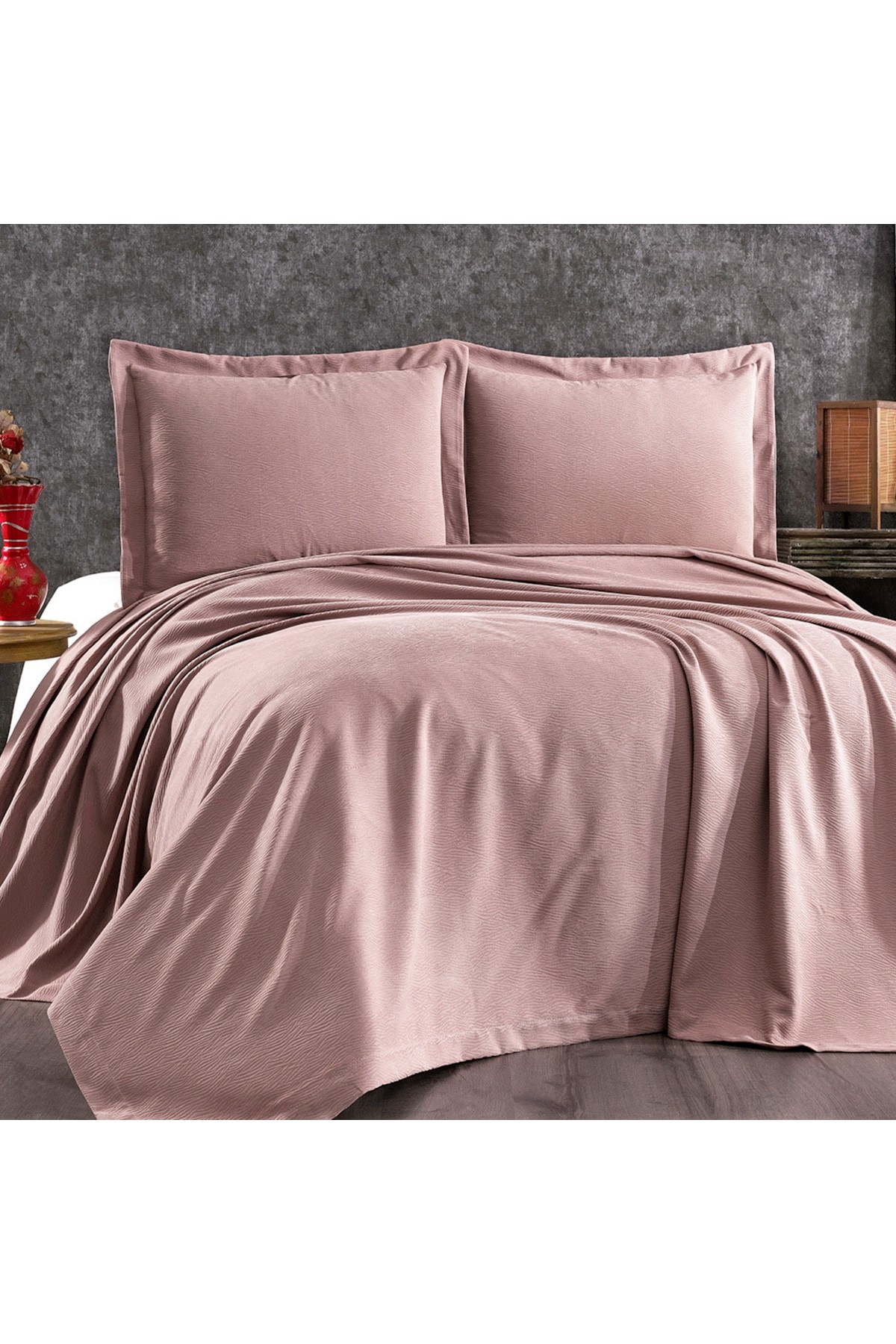 Linda Pink Double Bedspread