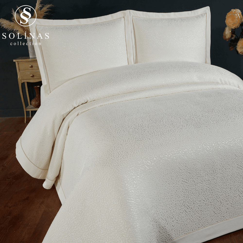 Solinas Collection Bellamira Krem Kenarı Biyeli Çift Kişilik Yatak Örtüsü
