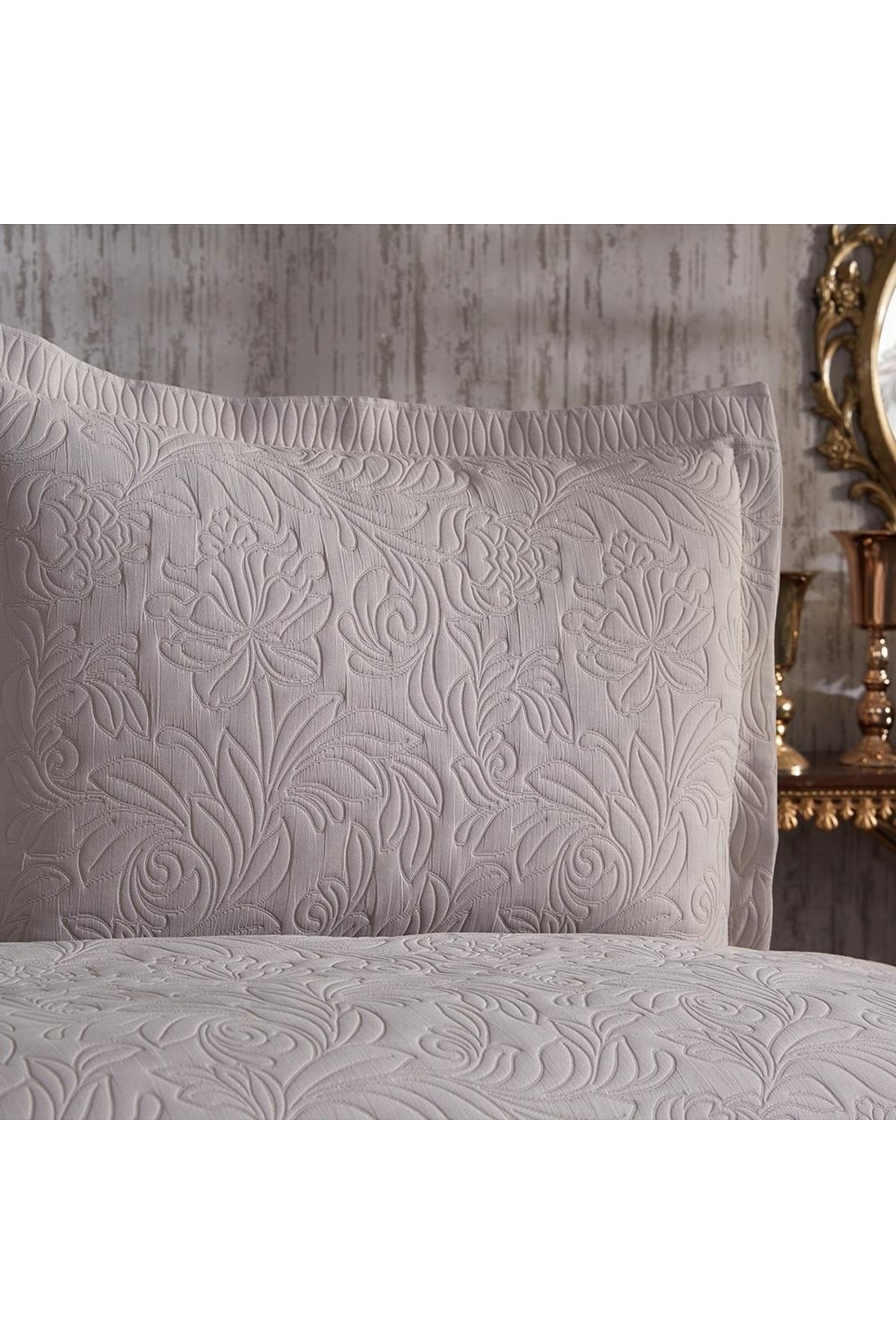 Soldi Rose Cappuccino Double Bedspread