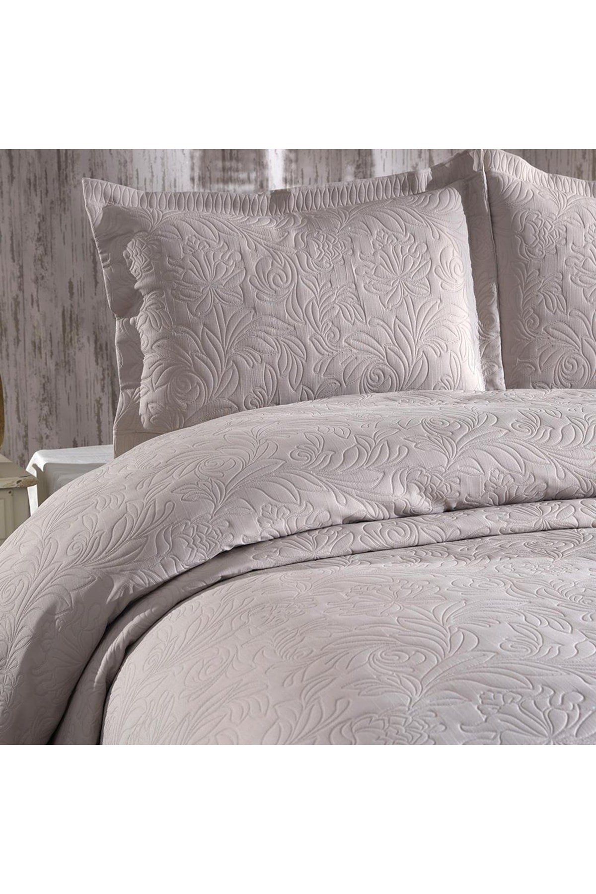 Soldi Rose Cappuccino Double Bedspread