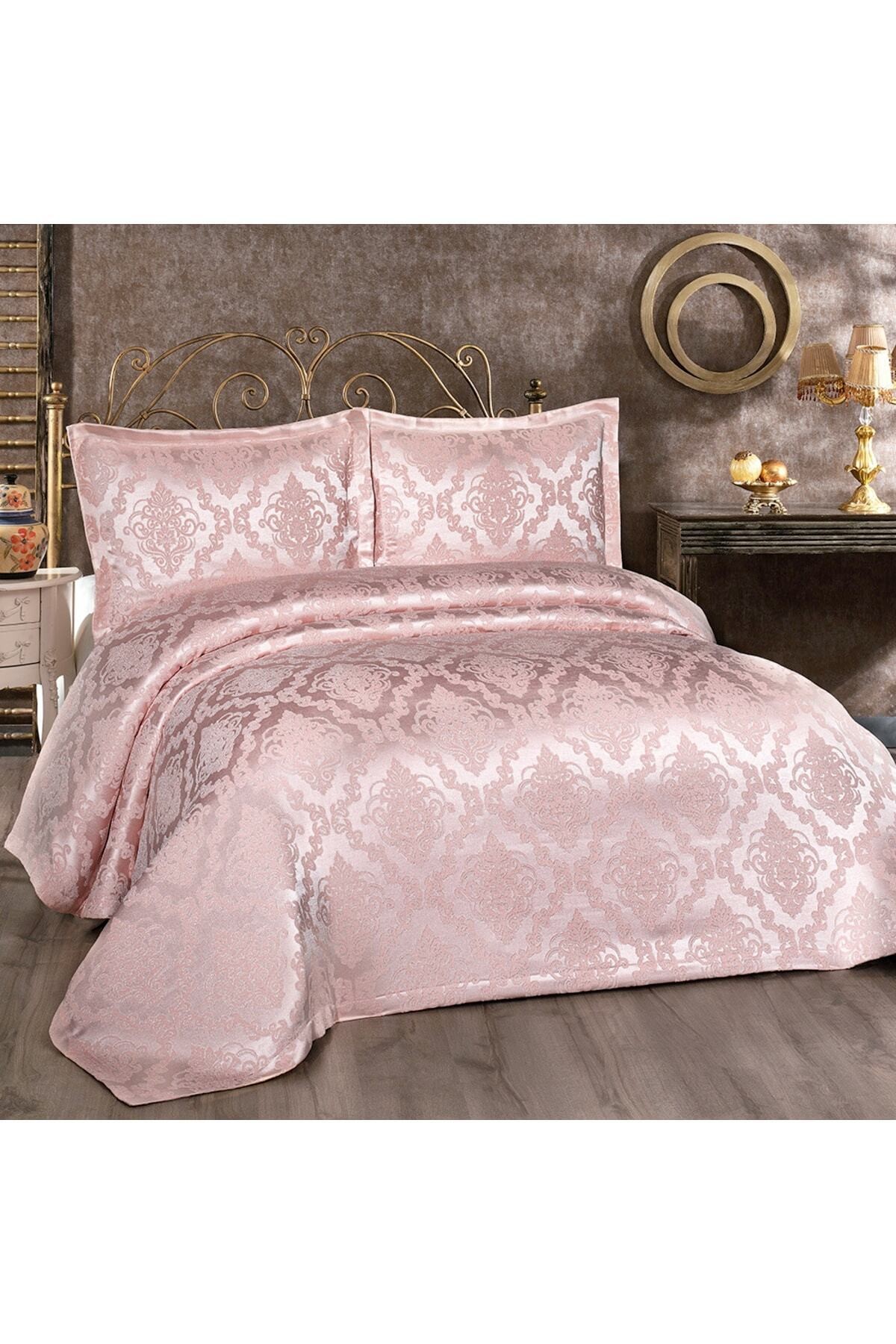 Helios Powder Double Chenille Pique Bedspread