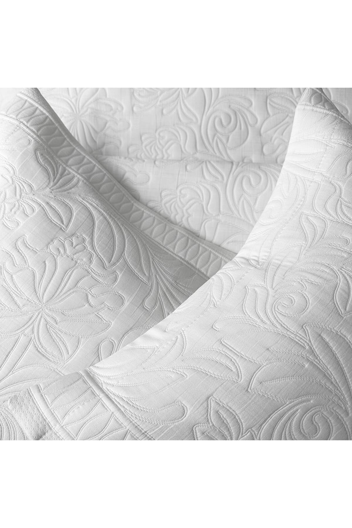 Soldi Rose Cream Double Bedspread