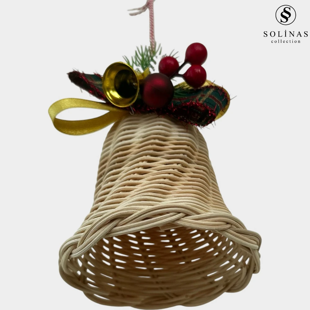 Solinas Collection El Yapımı Rattan Gold Çan Dekor Kırmızı Kurdeleli Yeni Yıl Kapı Süsü – Hediyelik