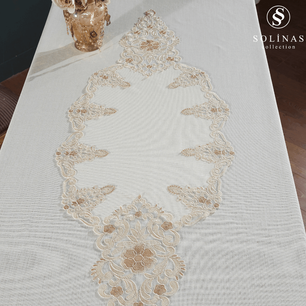 Solinas Collection Roma Krem Linen Kumaş Vizon Nakışlı Masa Örtüsü Ve Runner