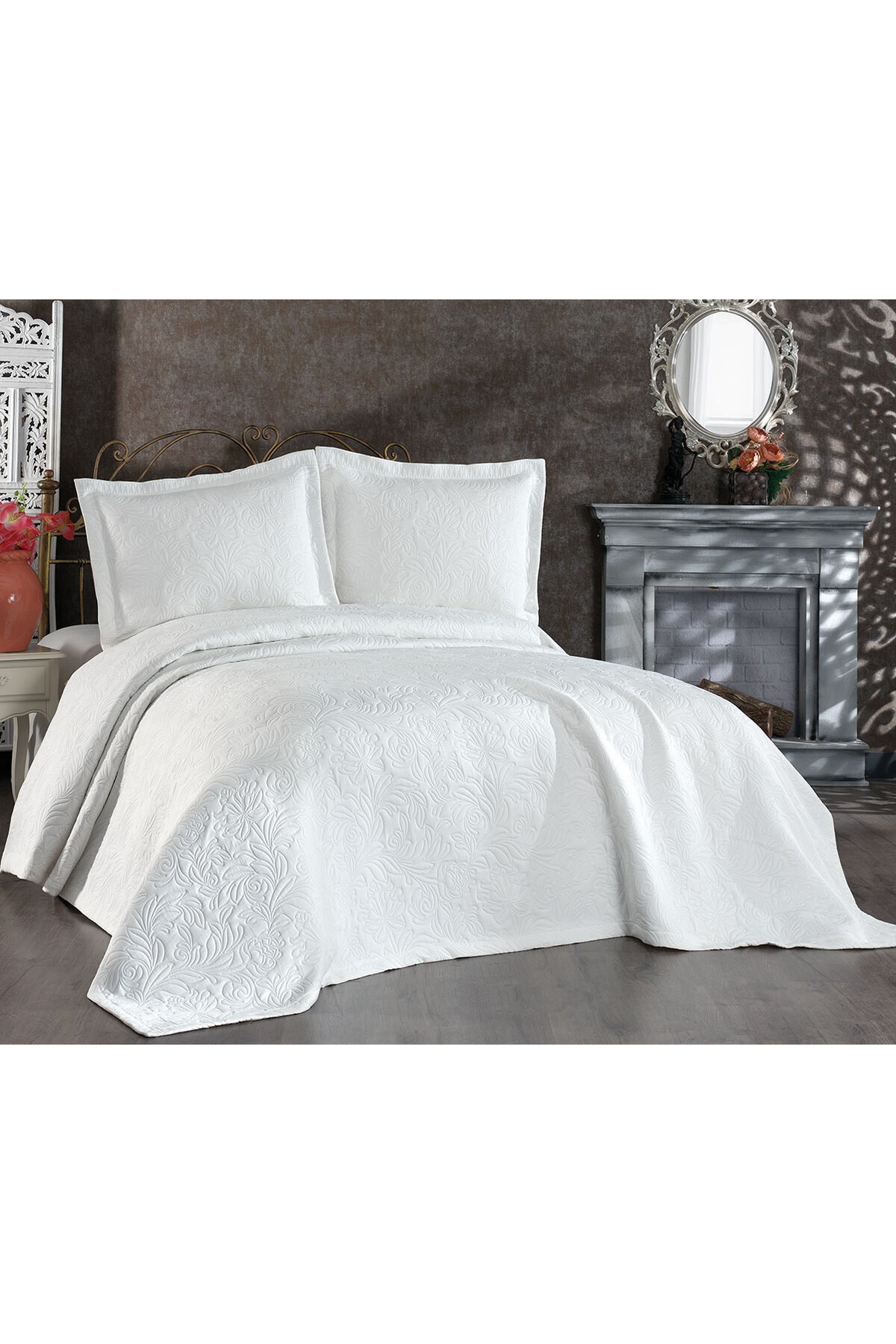 Soldi Rose Cream Double Bedspread