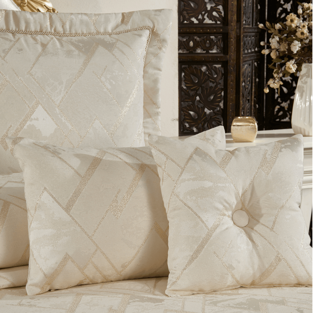 Solinas Collection Melina Çift Kişilik Krem Gold Simli Pamuklu, Elyaf Dolgulu Yatak Örtüsü