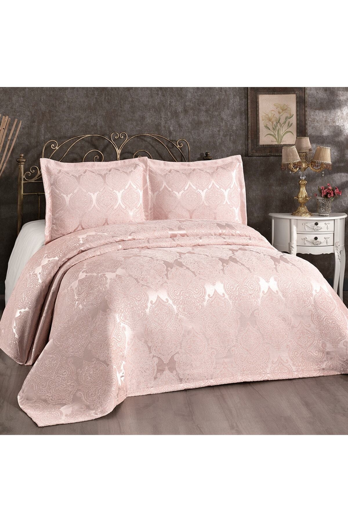 Helen Pudra Double Chenille Pique Bedspread