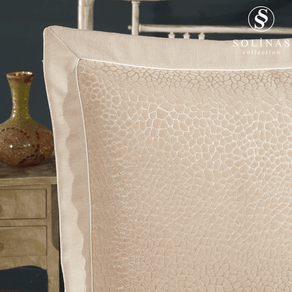 Solinas Collection Solmira Vizon Kenarı Biyeli Çift Kişilik Yatak Örtüsü