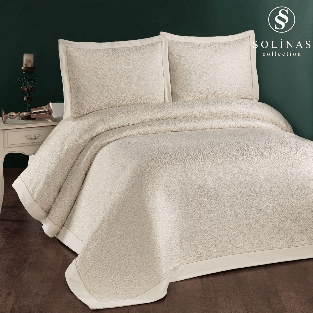 Solinas Collection Bellamira Krem – Vizon Kenarı Biyeli Çift Kişilik Yatak Örtüsü