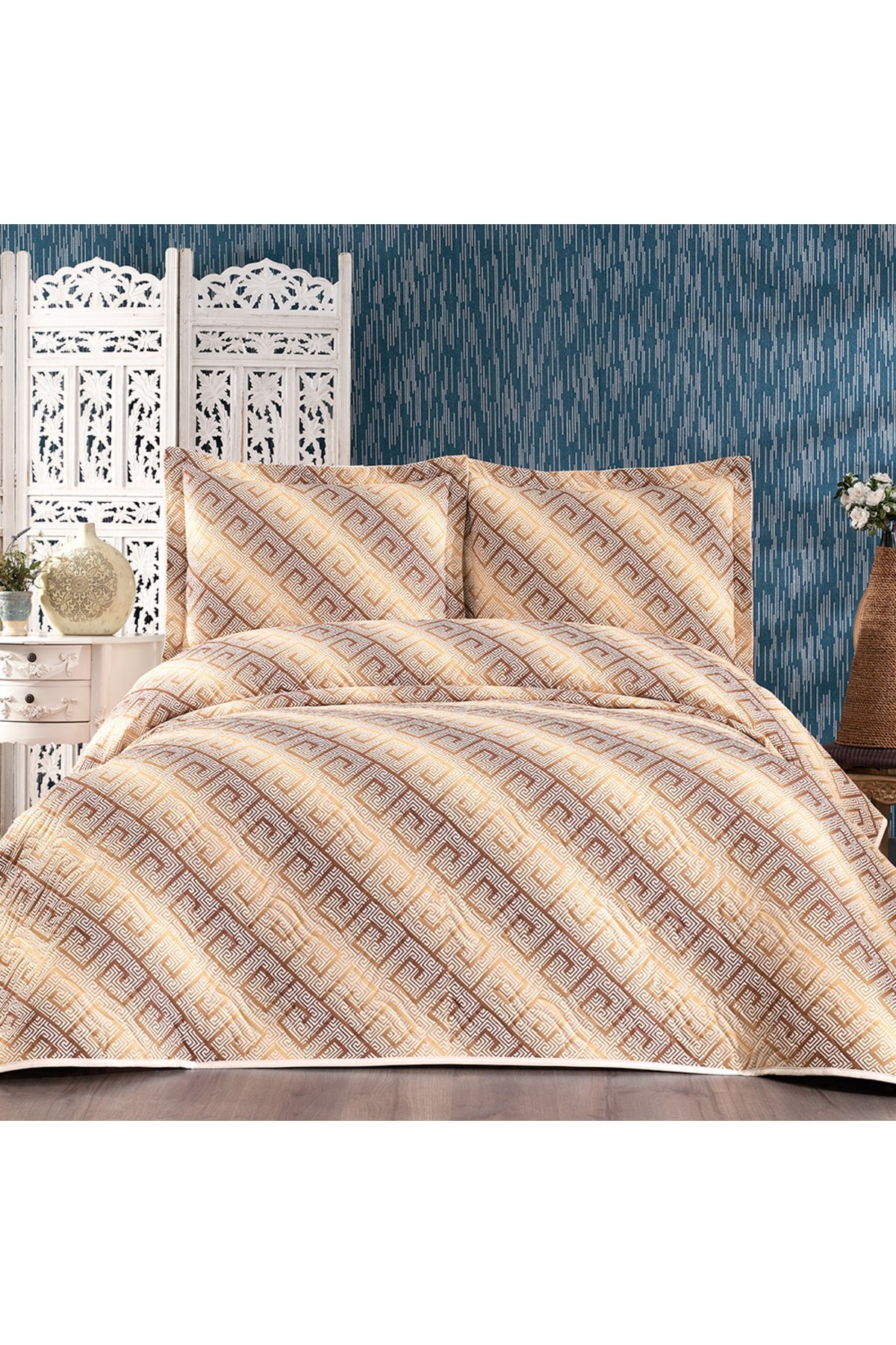 Roman Yellow-brown Digital Printed Double Bedspread