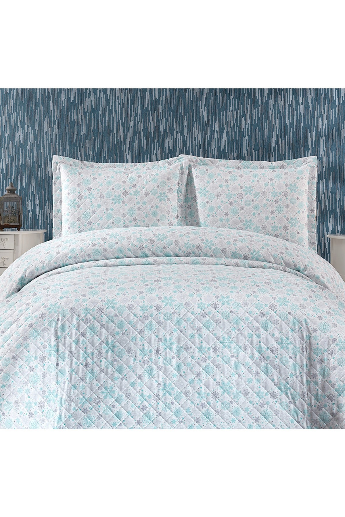 Snowflake Blue Double Digital Printed Bedspread