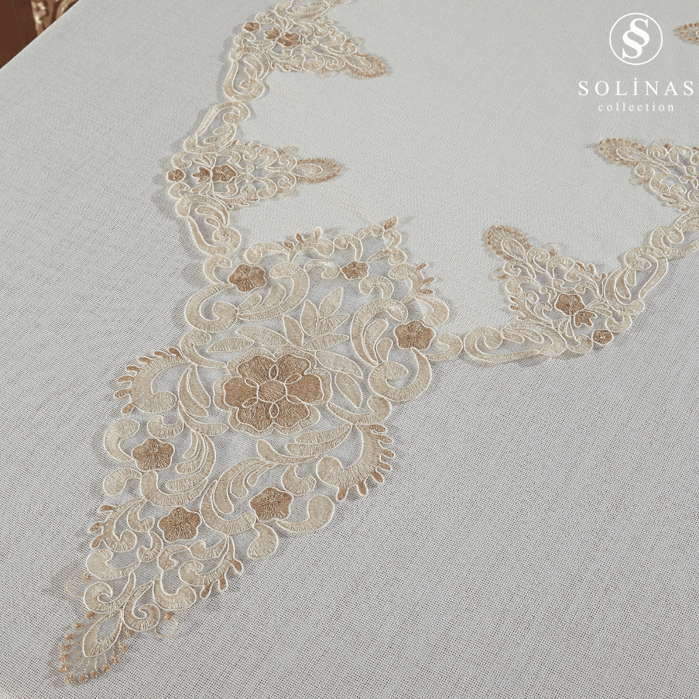Solinas Collection Roma Krem Linen Kumaş Vizon Nakışlı Masa Örtüsü Ve Runner
