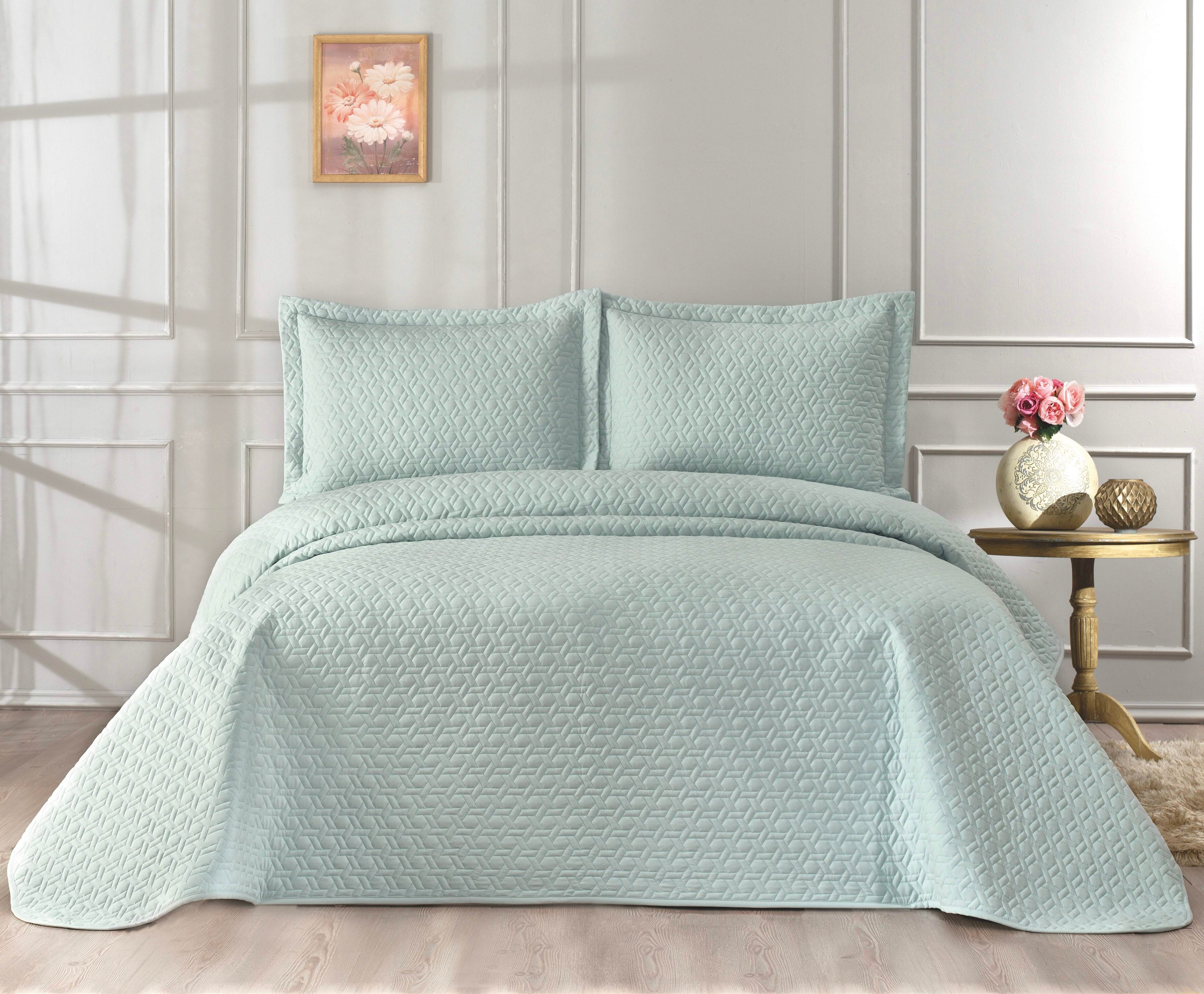 Solinas Collection Laura Mint Elyaf Dolgulu Çift Kişilik Yatak Örtüsü