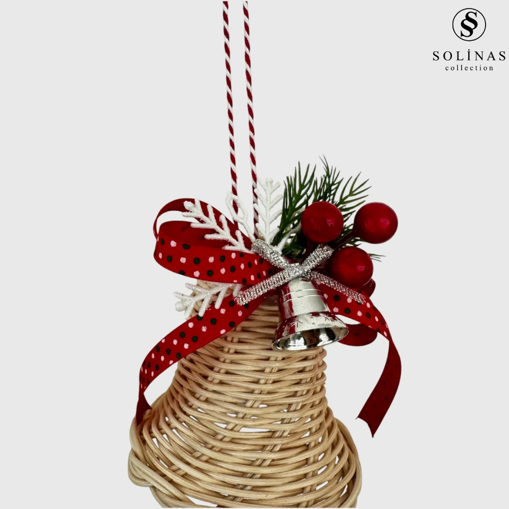 Solinas Collection El Yapımı Rattan Gümüş Çan Dekor Kırmızı Kurdeleli Yeni Yıl Süsü Hediyelik – Kapı Süsü