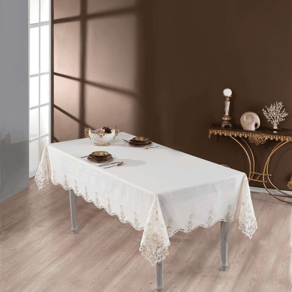 Solinas Collection Roma Linen Kumaş Krem – Taş Nakışlı Masa Örtüsü