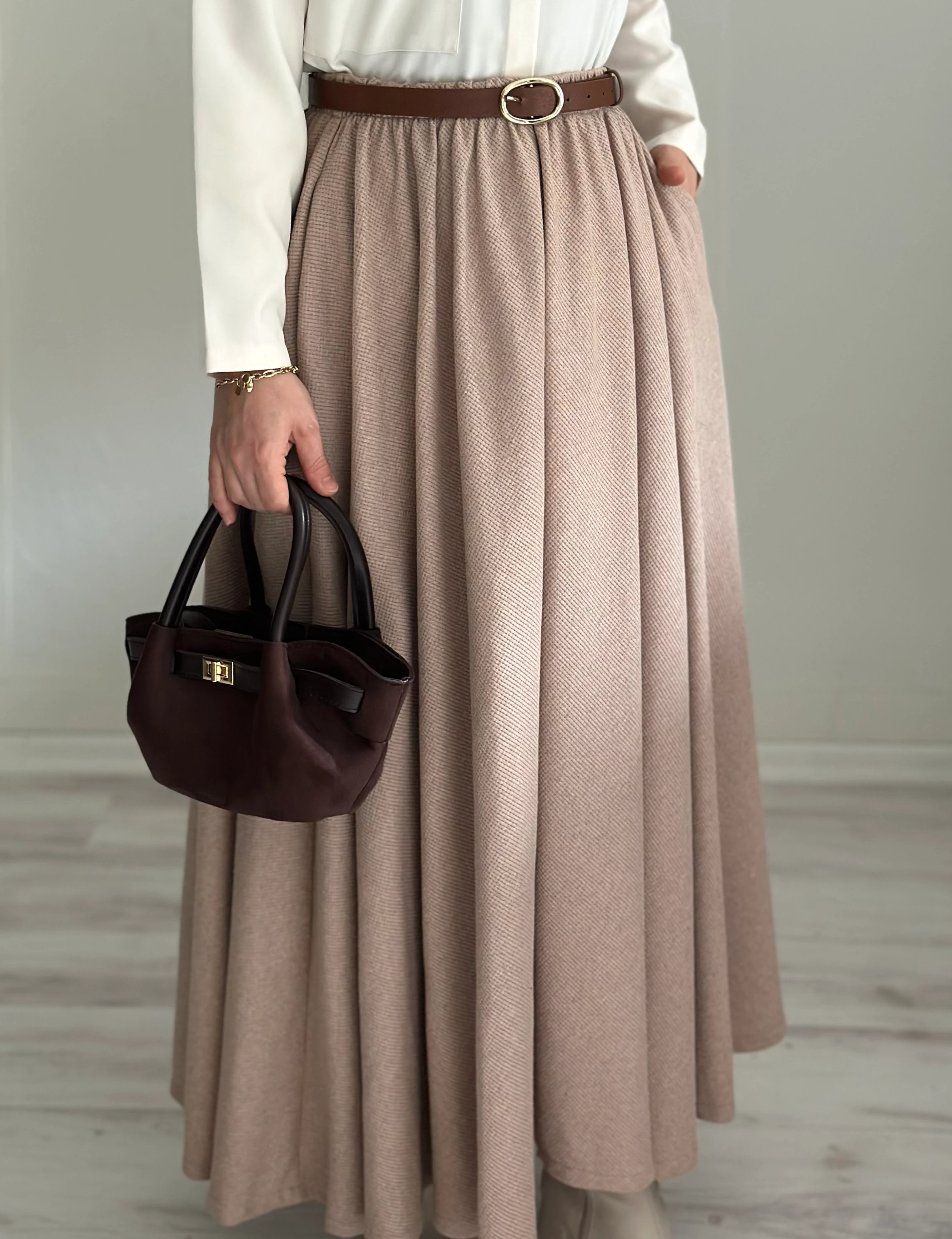 Kiloş triko etek (bej)