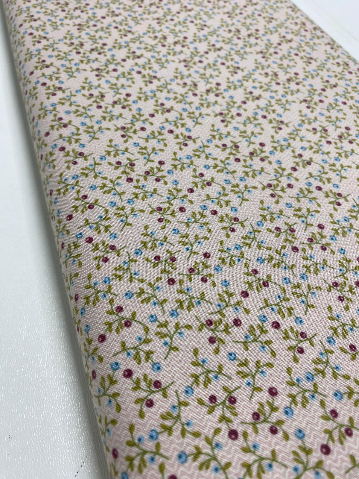 EQP-PAST&PRESENT-Light Taupe-Floral Abundance