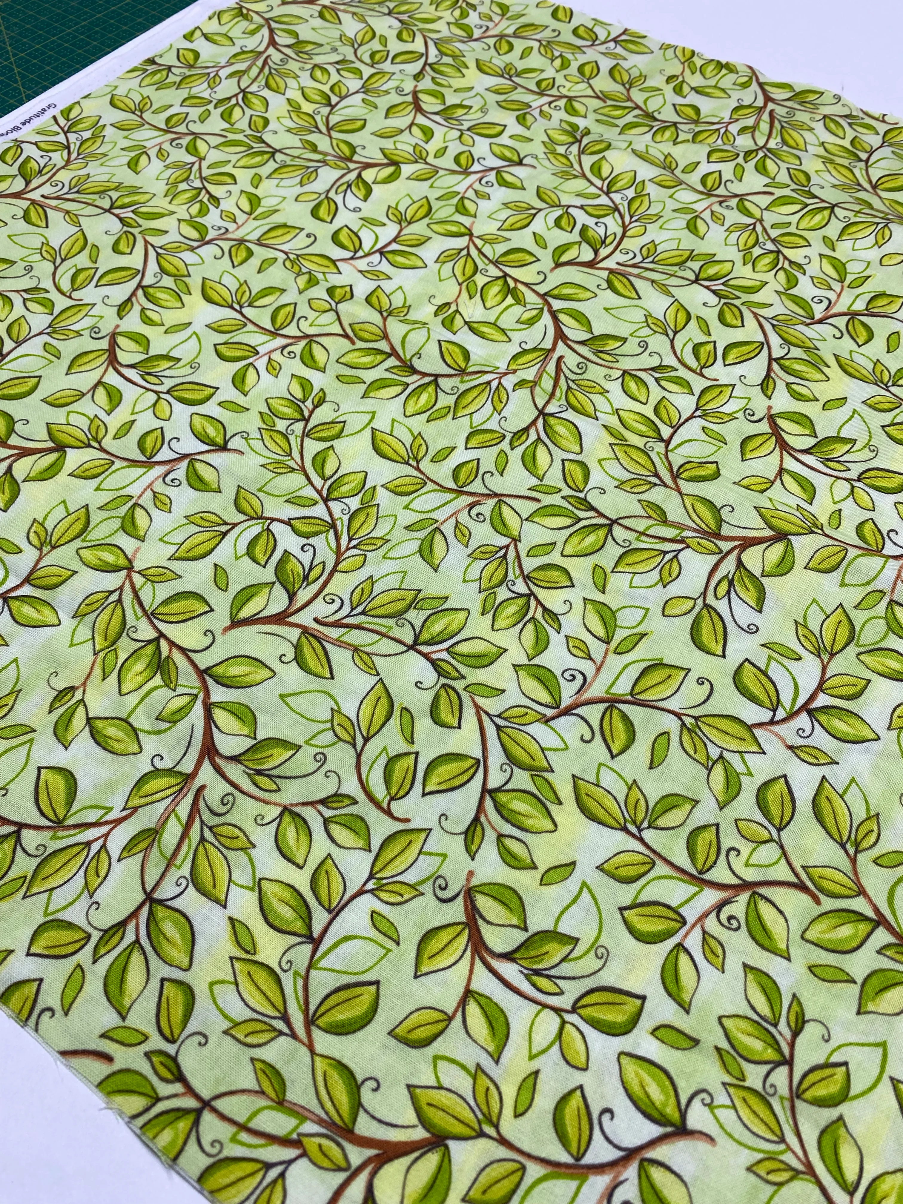 Top sonu- 45cm x 110cm-Gratitude Blooms