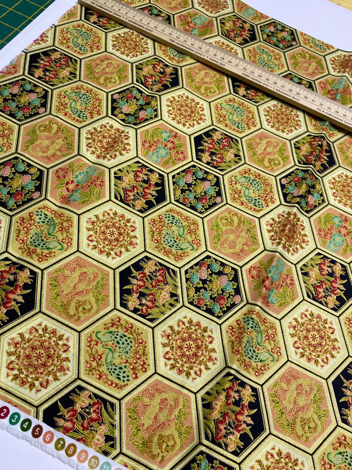 Top Sonu-65cmx110cm-Asian Fanfare