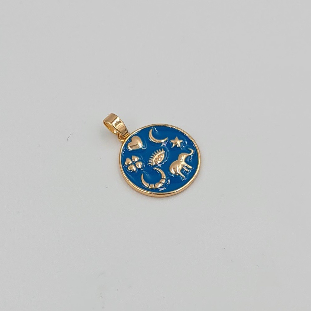 Sembollü Mineli Kolye Ucu – Rose Xuping, Kararmaz, Şans ve Koruma Temalı, 3 mm Halka (2,3 x 1,7 cm)