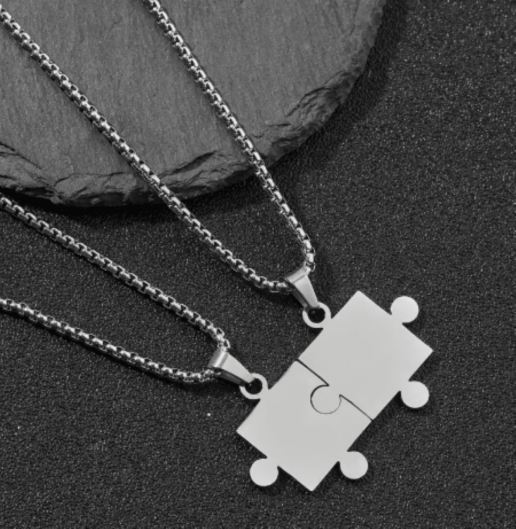 Puzzle Bağlantısı Çift Kolyesi – Sevgili ve Arkadaşlara Özel Uyumlu Parça Tasarımı