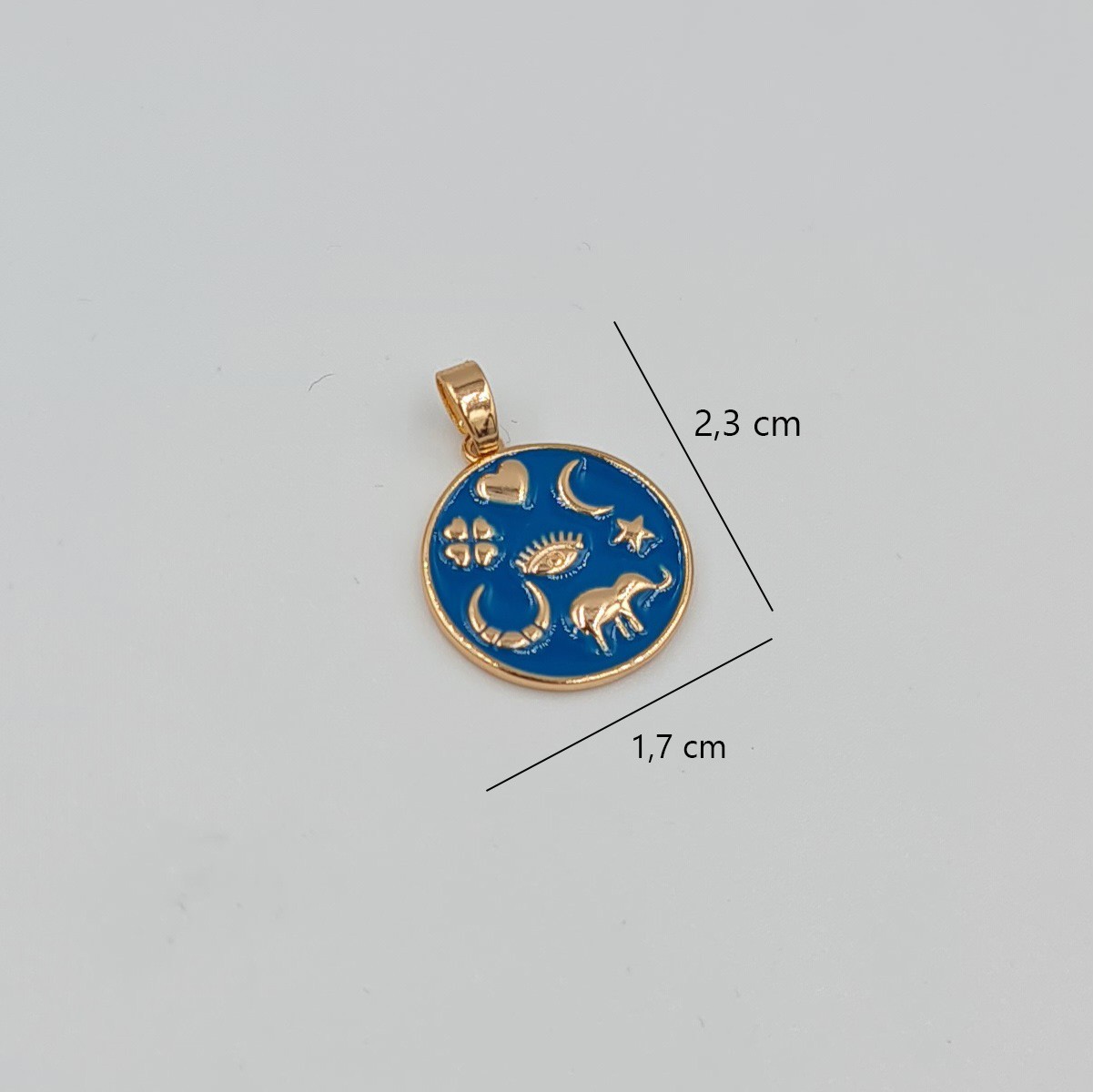 Sembollü Mineli Kolye Ucu – Rose Xuping, Kararmaz, Şans ve Koruma Temalı, 3 mm Halka (2,3 x 1,7 cm)