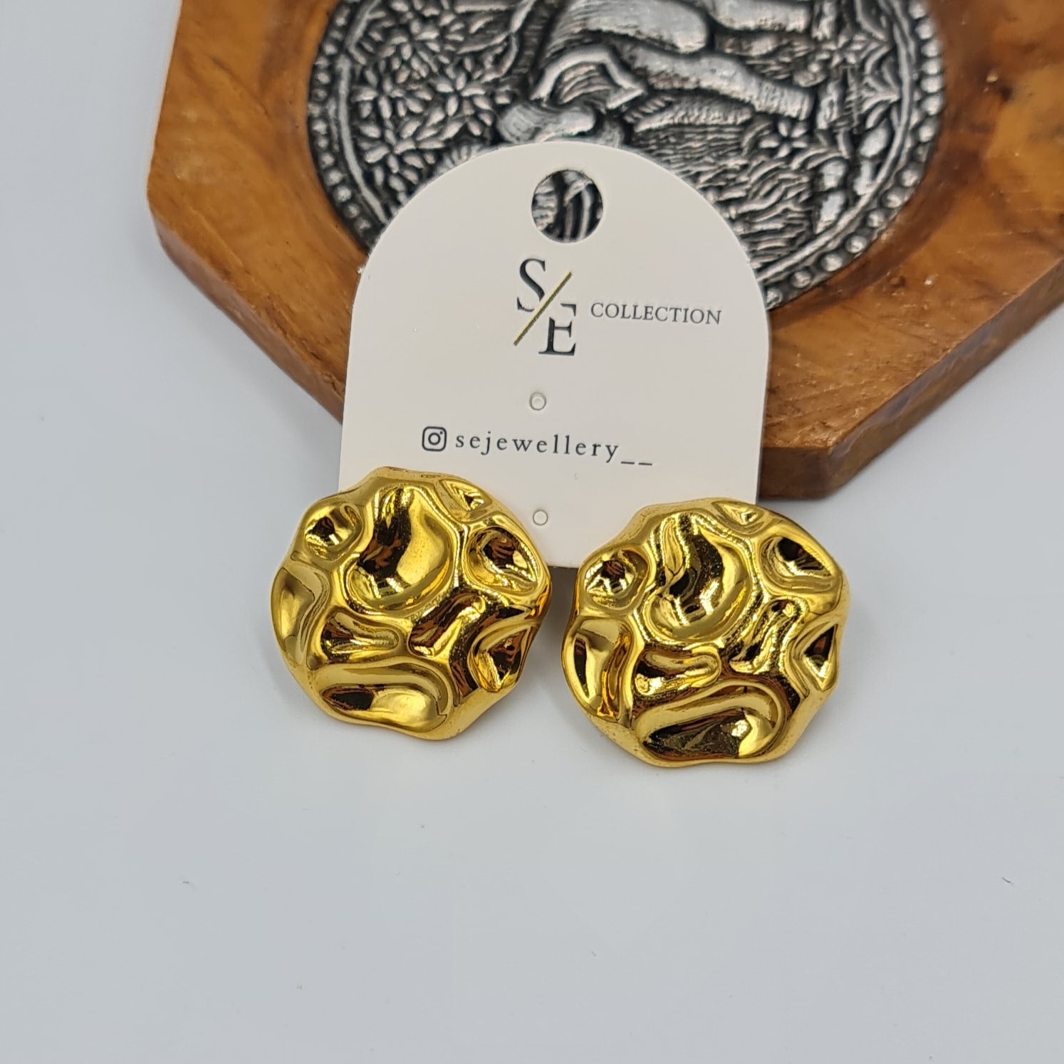 Gold Şık Gösterişli Nostaljik Hareketli Kadın Plaka Küpe