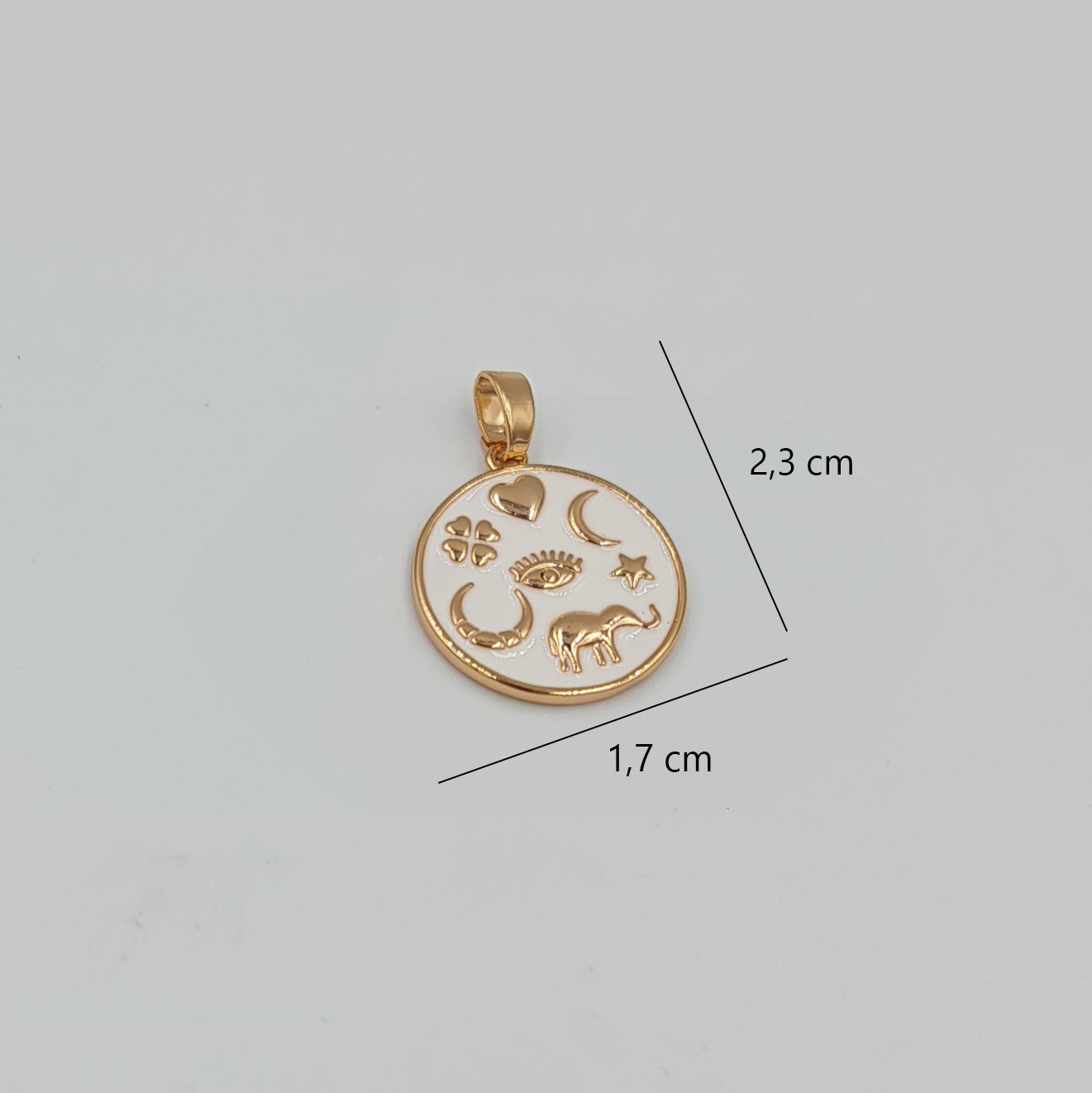 Beyaz Mineli Şans Sembollü Kolye Ucu – Xuping Rose , Kararmaz, 3 mm Halka (2,3 x 1,7 cm)