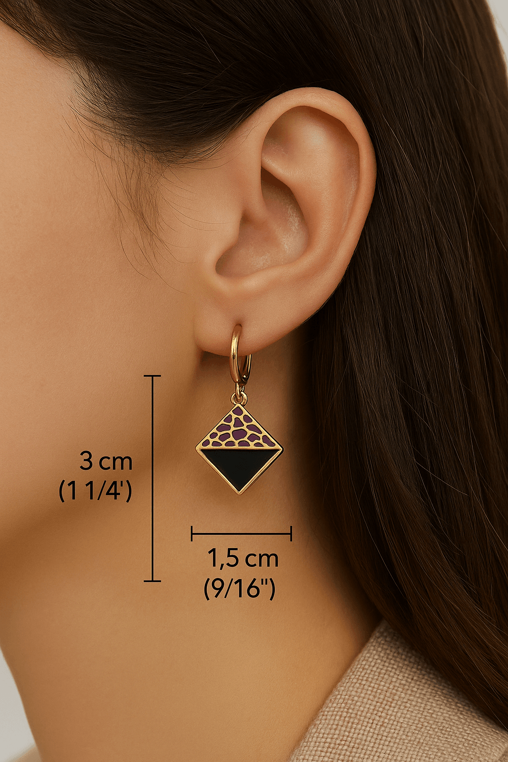 Geometrik Desenli Mine Küpe – Mor & Siyah Detaylı