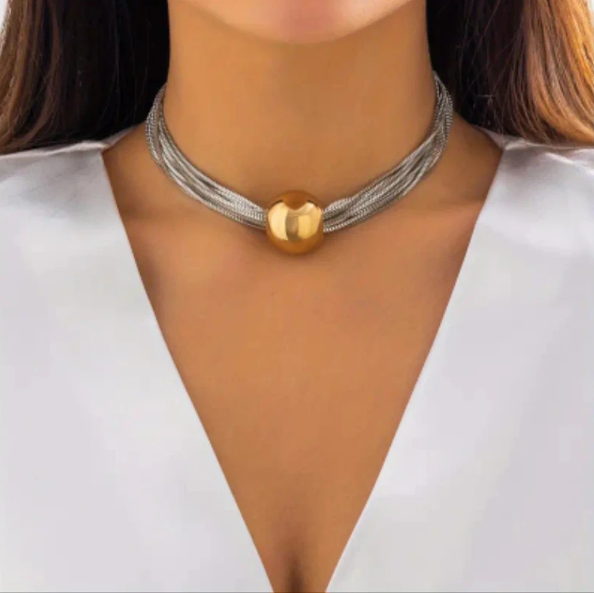 Çoklu Zincir Büyük Top Kolye