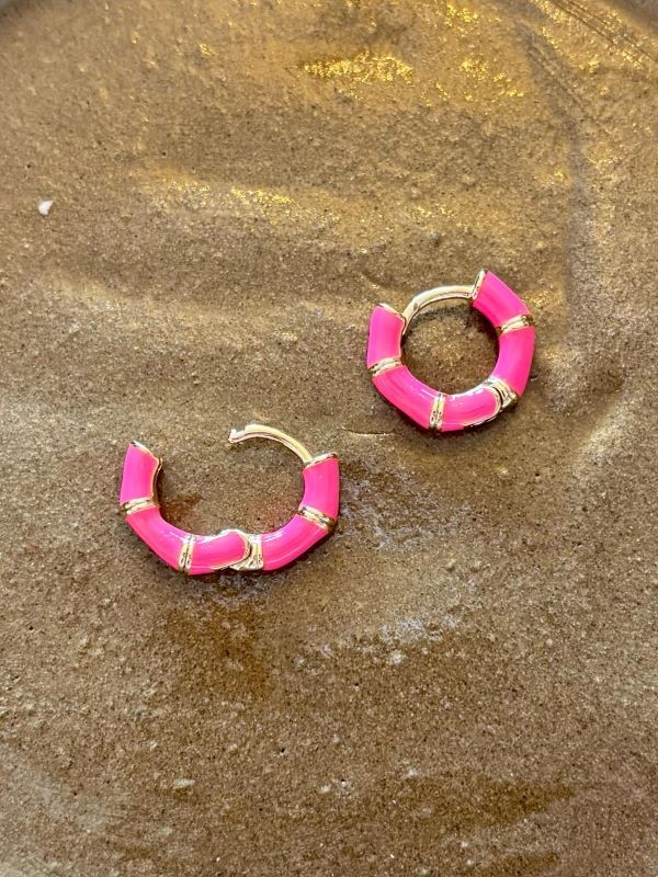 Pembe Mineli Rose Detaylı Şık Yazlık Halka Küpe Kadın Küpe 1,3 cm