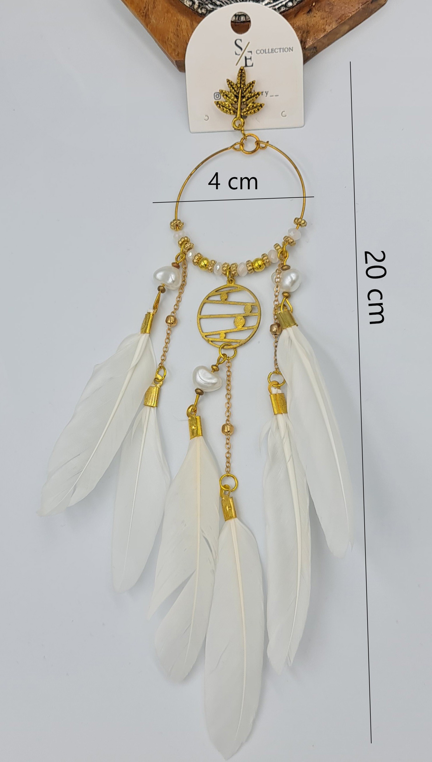 Otantik Bohem Beyaz Renk Kuş Tüylü Sallantılı Tekli Küpe