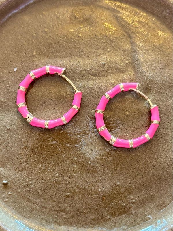 Pembe Mineli Rose Detaylı Şık Yazlık Halka Küpe Kadın Küpe 2,5 cm