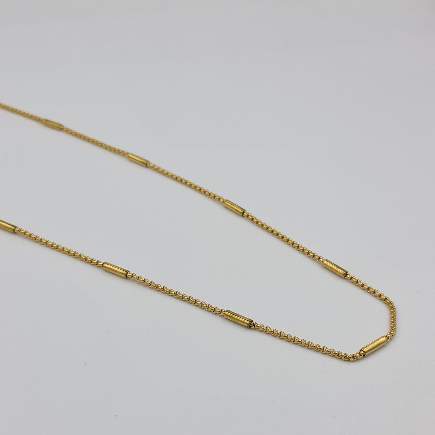 Unisex Gold Renk Çelik İnce Silindir Detaylı Doç Model Zincir Kolye 60 cm - Kararmaz Suya Dayanıklı