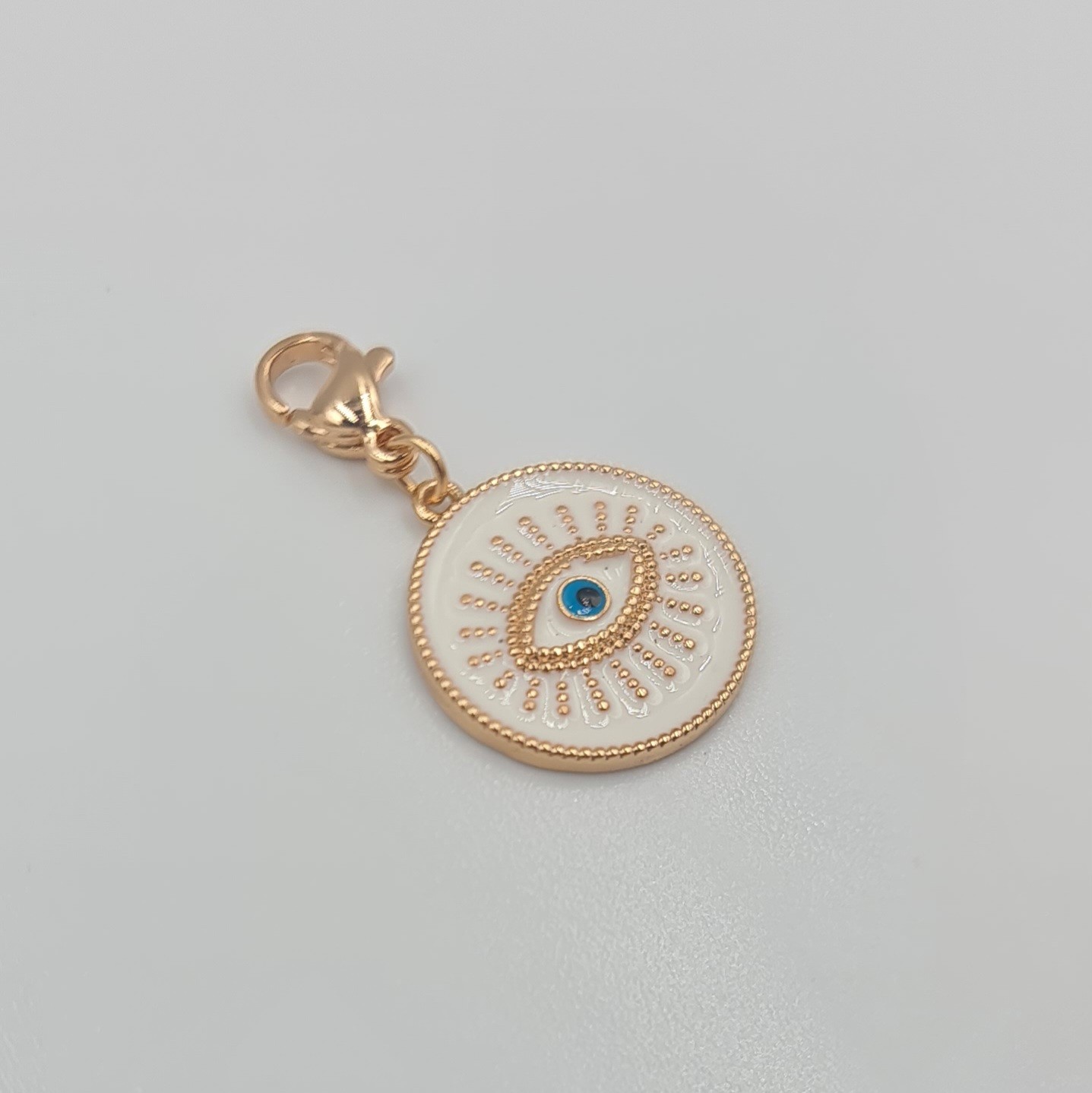 Rose Renk Göz Charm Kolye Ucu – Beyaz Mineli Nazar Boncuklu, Xuping, Çok Amaçlı Kullanım (3 cm)